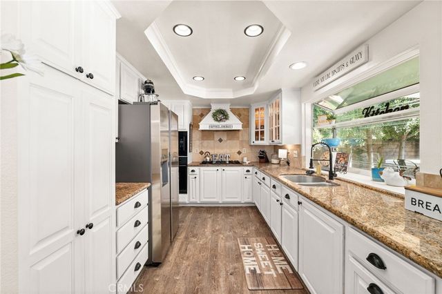 5 Los Felis, Pomona, CA 91766