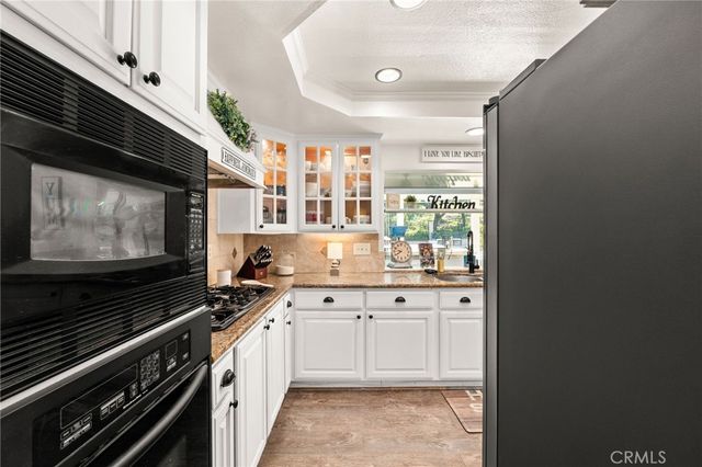 5 Los Felis, Pomona, CA 91766