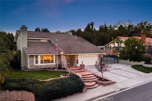 5 Los Felis, Pomona, CA 91766