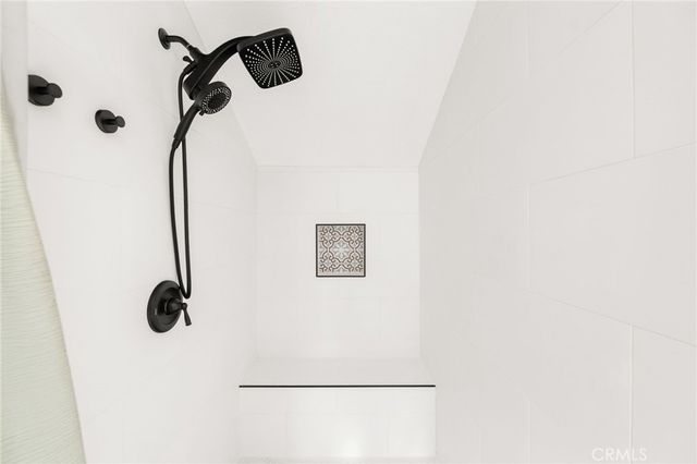 5 Los Felis, Pomona, CA 91766