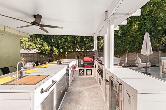 5 Los Felis, Pomona, CA 91766