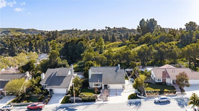 5 Los Felis, Pomona, CA 91766