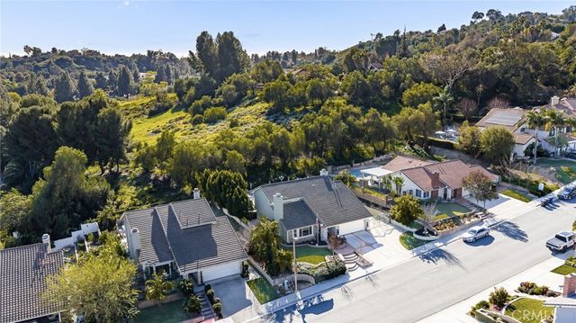 5 Los Felis, Pomona, CA 91766