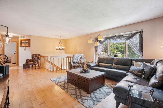 N8125 940th Street, River Falls, WI 54022