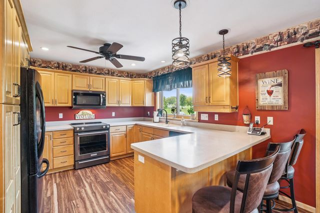 N8125 940th Street, River Falls, WI 54022