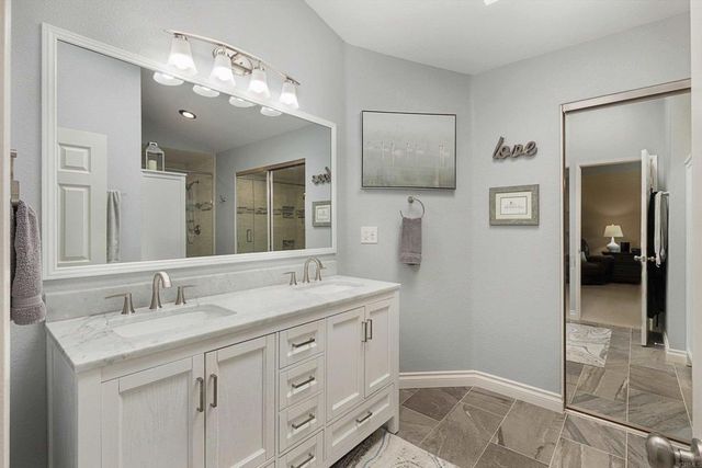 538 Jobe Hill Drive, Vista, CA 92081