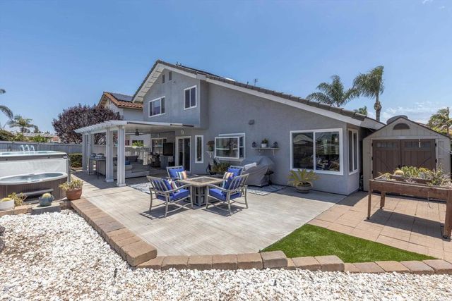 538 Jobe Hill Drive, Vista, CA 92081