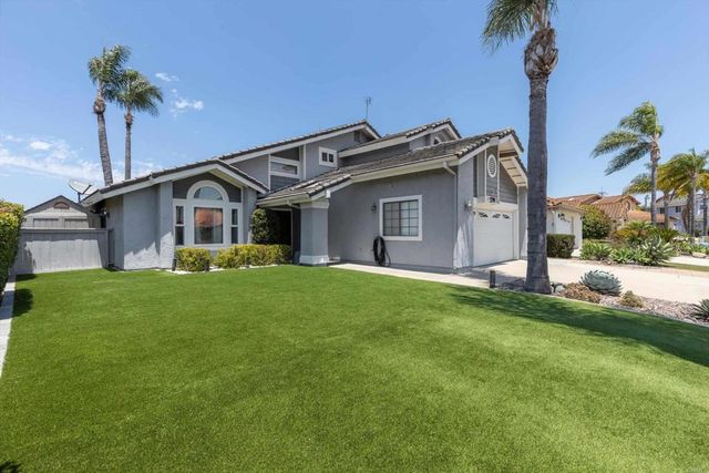 538 Jobe Hill Drive, Vista, CA 92081