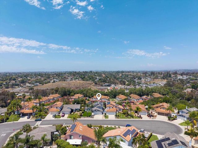 538 Jobe Hill Drive, Vista, CA 92081