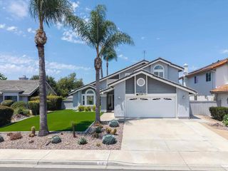 538 Jobe Hill Drive, Vista, CA 92081