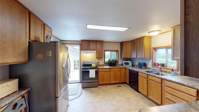 126300 COUNTY ROAD C, Stratford, WI 54484