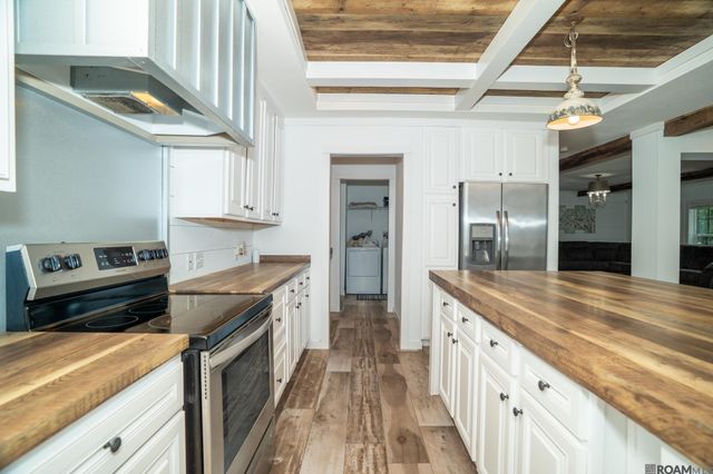 12162 Elmo Lambert Rd, St Amant, LA 70774