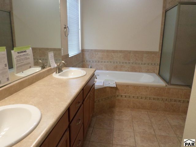 2315 Meadowlark Ln, Pueblo, CO 81008