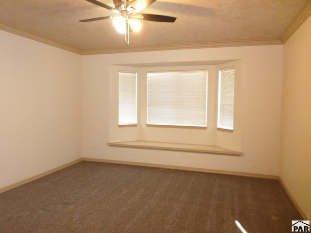 2315 Meadowlark Ln, Pueblo, CO 81008