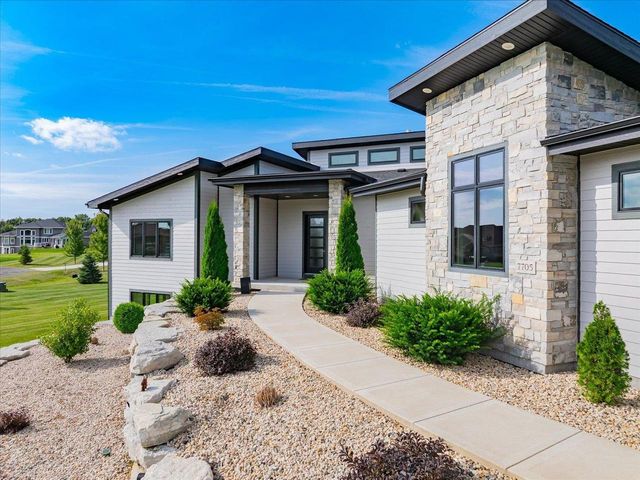 7705 Maas Drive, Verona, WI 53593