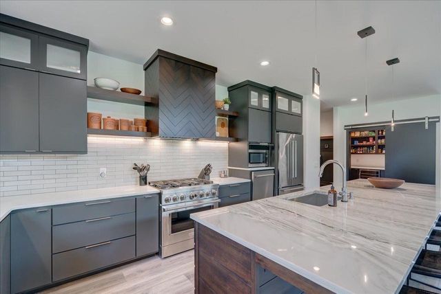 7705 Maas Drive, Verona, WI 53593