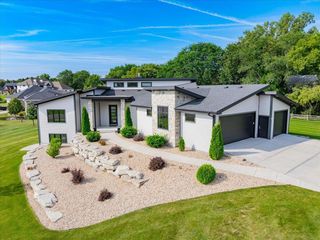 7705 Maas Drive, Verona, WI 53593