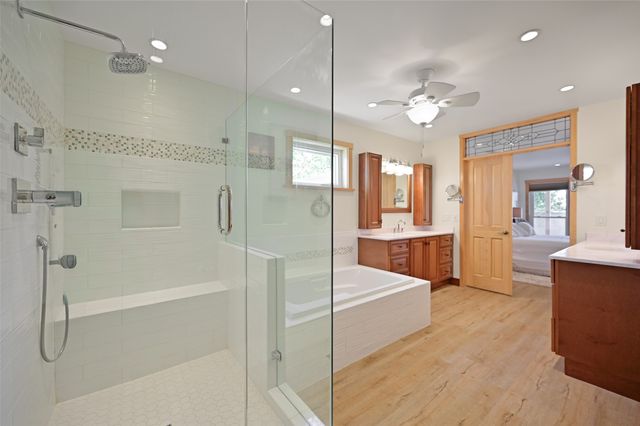12 Featherbush Court, Santa Fe, NM 87508