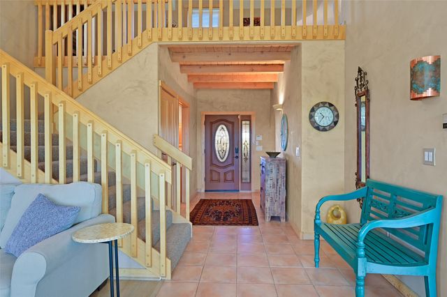 12 Featherbush Court, Santa Fe, NM 87508