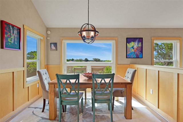 12 Featherbush Court, Santa Fe, NM 87508