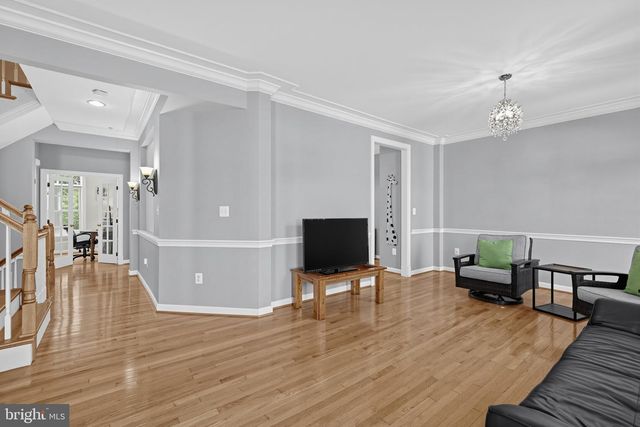 20374 FALLSWAY TER, Sterling, VA 20165