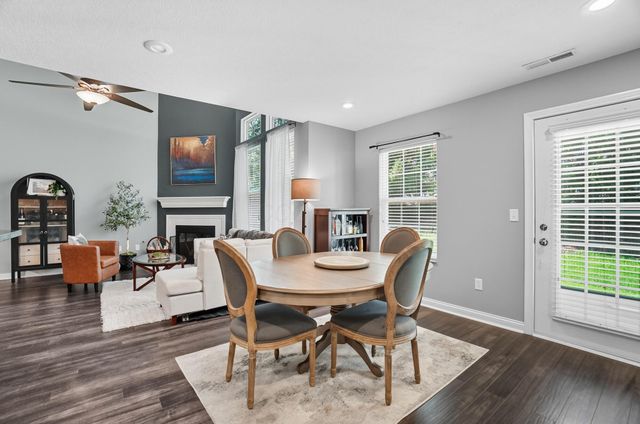 5017 Calais Drive, Columbus, OH 43221