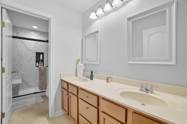 5017 Calais Drive, Columbus, OH 43221