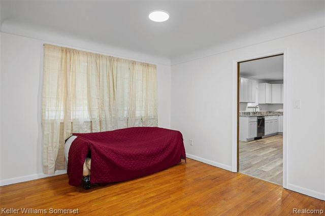 19015 Greenwald Drive, Southfield, MI 48075