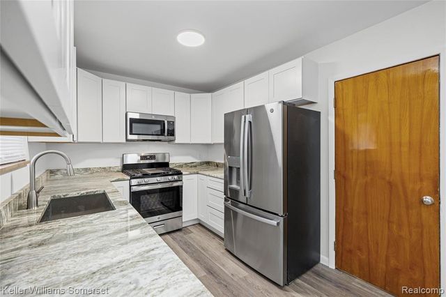 19015 Greenwald Drive, Southfield, MI 48075