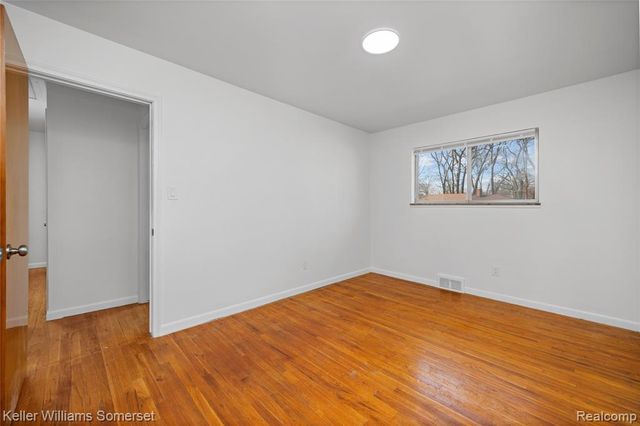 19015 Greenwald Drive, Southfield, MI 48075