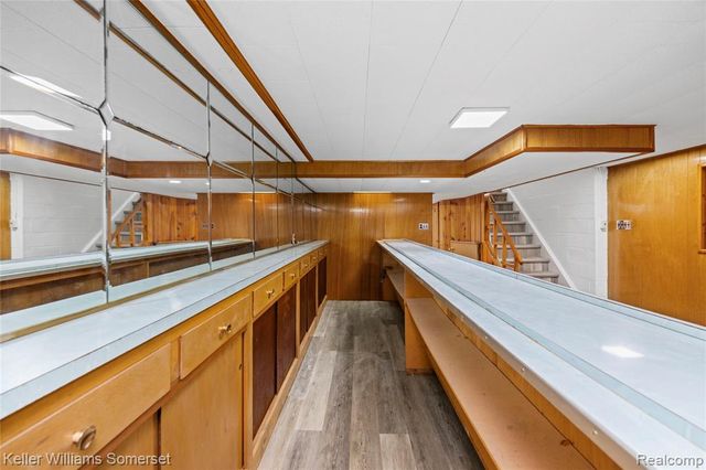 19015 Greenwald Drive, Southfield, MI 48075