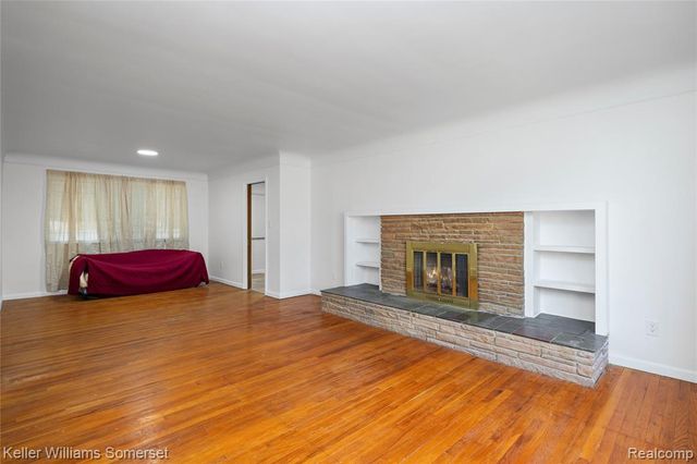 19015 Greenwald Drive, Southfield, MI 48075