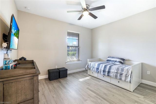 2331 Orchard ST, Naples, FL 34120