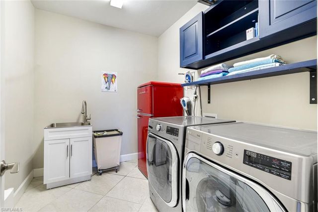 2331 Orchard ST, Naples, FL 34120