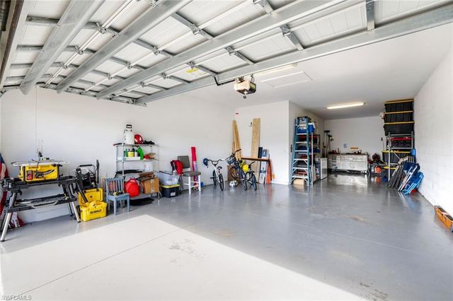 2331 Orchard ST, Naples, FL 34120