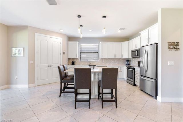 2331 Orchard ST, Naples, FL 34120