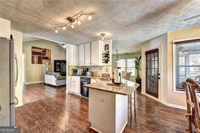 3940 Piper Glen Drive, Buford, GA 30519