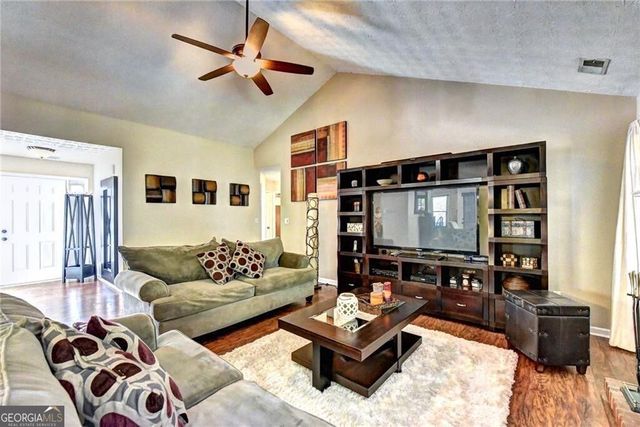 3940 Piper Glen Drive, Buford, GA 30519