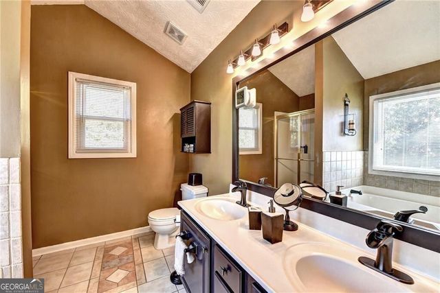 3940 Piper Glen Drive, Buford, GA 30519