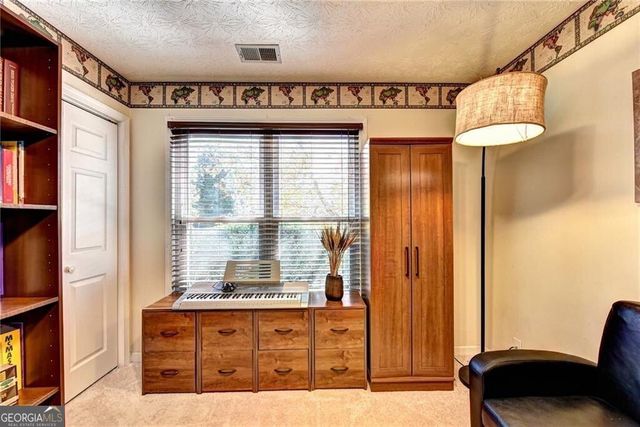 3940 Piper Glen Drive, Buford, GA 30519