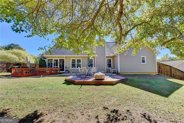 3940 Piper Glen Drive, Buford, GA 30519