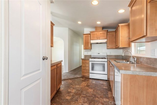 221 N El Camino Real 73, Oceanside, CA 92058