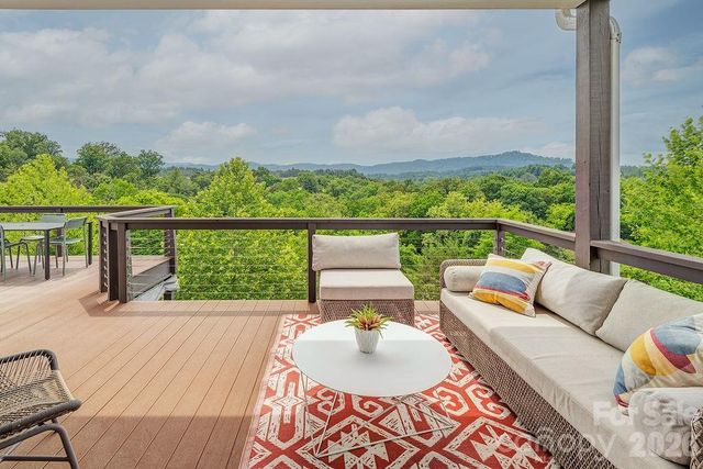 18 Adas Way, Weaverville, NC 28787