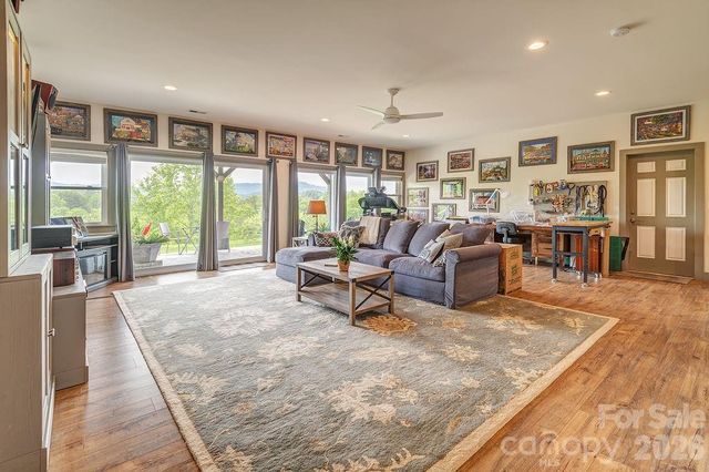 18 Adas Way, Weaverville, NC 28787