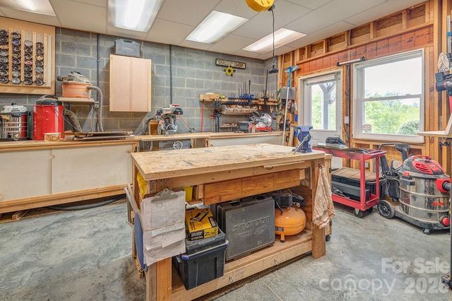 18 Adas Way, Weaverville, NC 28787