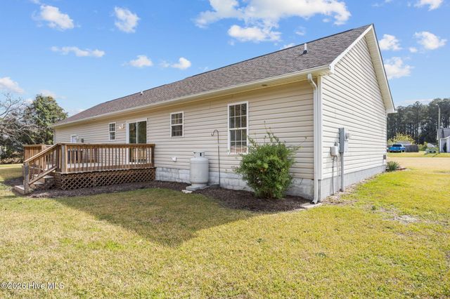 106 Goldie Lane, Beulaville, NC 28518