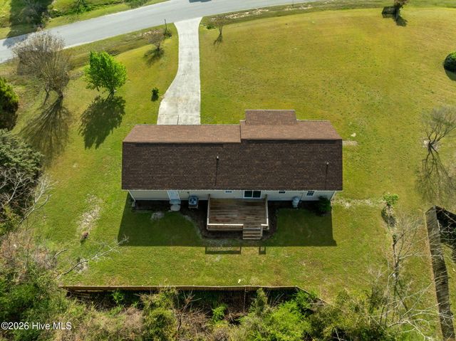 106 Goldie Lane, Beulaville, NC 28518