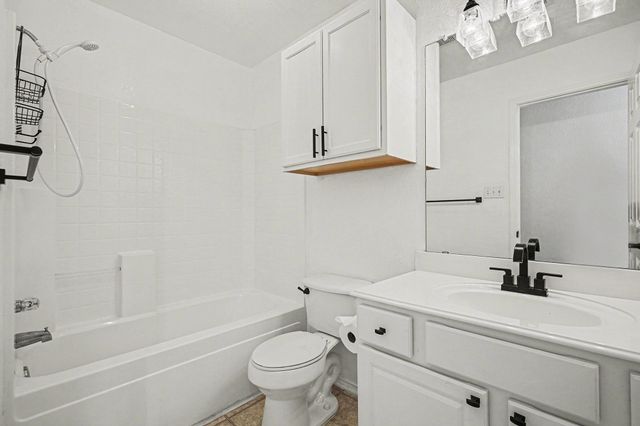 331 Meador Lane, Burleson, TX 76028