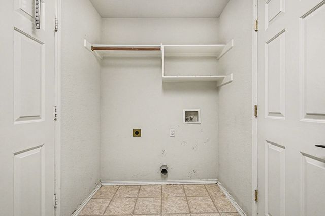 331 Meador Lane, Burleson, TX 76028