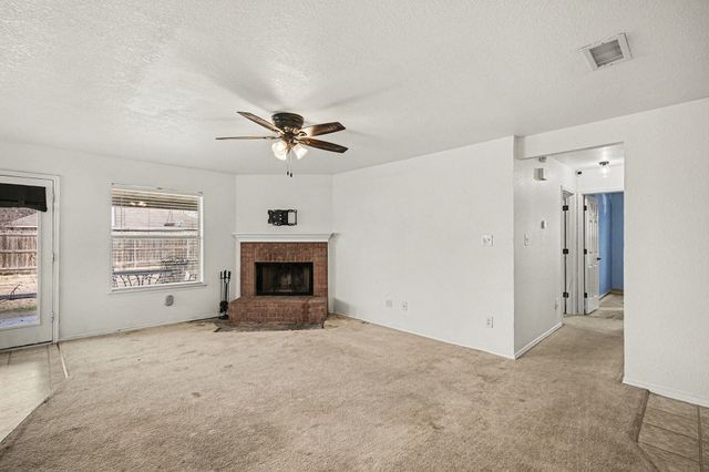 331 Meador Lane, Burleson, TX 76028